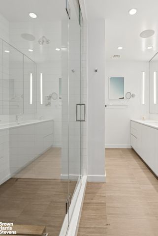 35 W 71st St Fl 1, New York City, NY 10023
