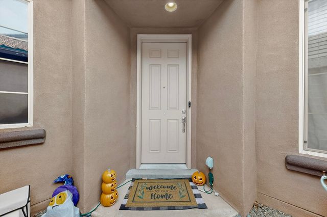 27 Vista Larga Place NE, Rio Rancho, NM 87124