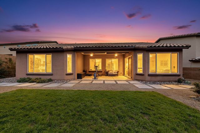 27 Vista Larga Place NE, Rio Rancho, NM 87124