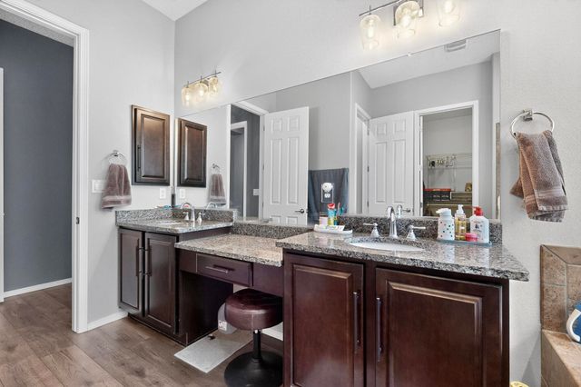 27 Vista Larga Place NE, Rio Rancho, NM 87124