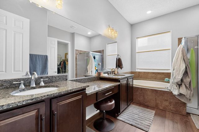 27 Vista Larga Place NE, Rio Rancho, NM 87124