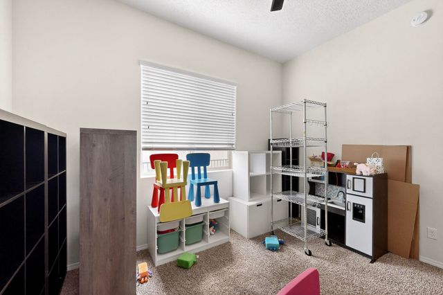 27 Vista Larga Place NE, Rio Rancho, NM 87124