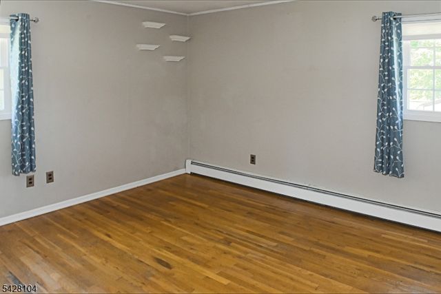 121 Leland Trl, Hopatcong Boro, NJ 07843