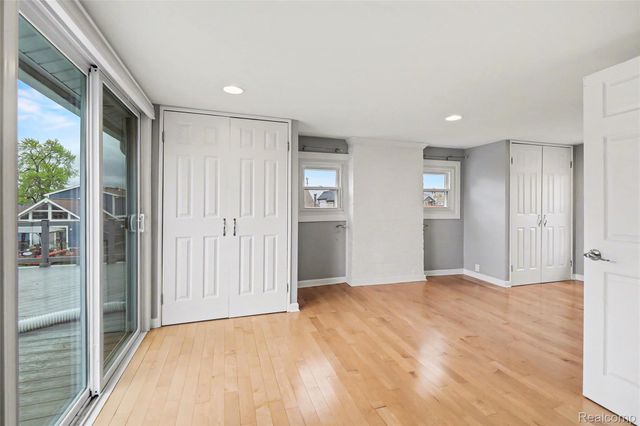 1430 Rossdale Drive, Waterford Charter Township, MI 48328