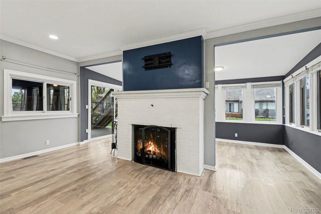 1430 Rossdale Drive, Waterford Charter Township, MI 48328