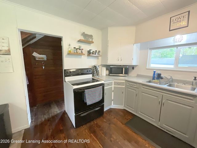 630 Summer Street, Olivet, MI 49076