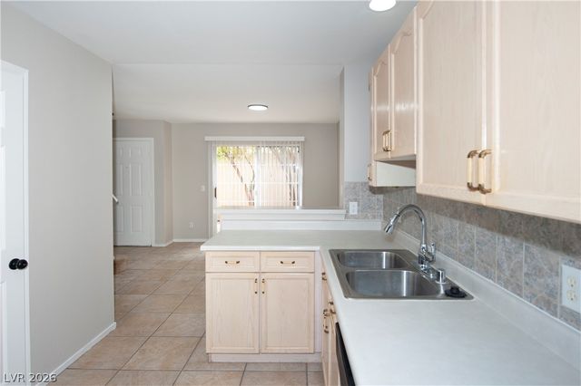 8444 Stoney Bluff Avenue, Las Vegas, NV 89129
