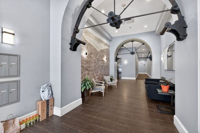 485-495 Harrison Ave 201, Boston, MA 02118