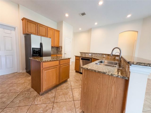 8707 Rocky Knoll Lane, Rosenberg, TX 77469