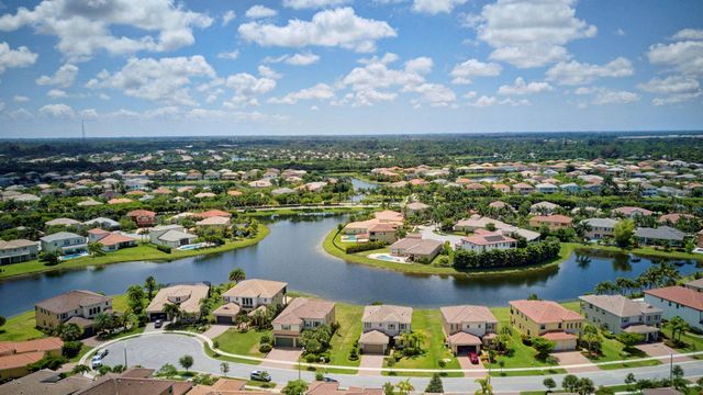 2916 Payson Way, Wellington, FL 33414