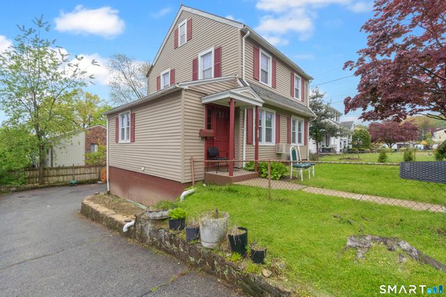 60 Pine Hill Avenue, Stamford, CT 06906