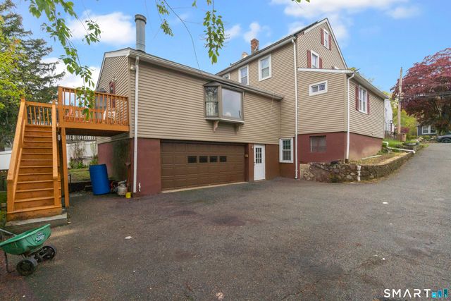 60 Pine Hill Avenue, Stamford, CT 06906