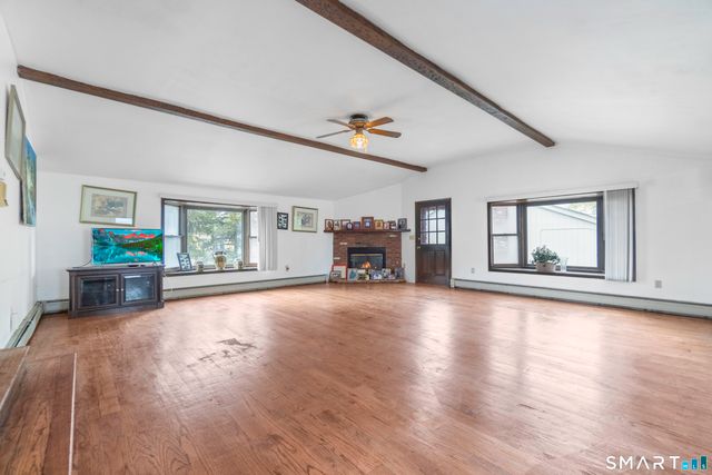 60 Pine Hill Avenue, Stamford, CT 06906