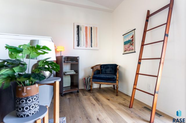 3072 E Bragstad Dr Drive, Sioux Falls, SD 57103