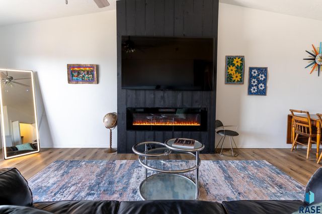 3072 E Bragstad Dr Drive, Sioux Falls, SD 57103