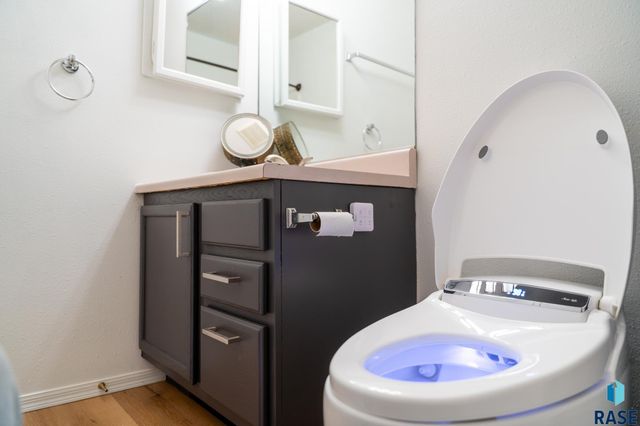 3072 E Bragstad Dr Drive, Sioux Falls, SD 57103