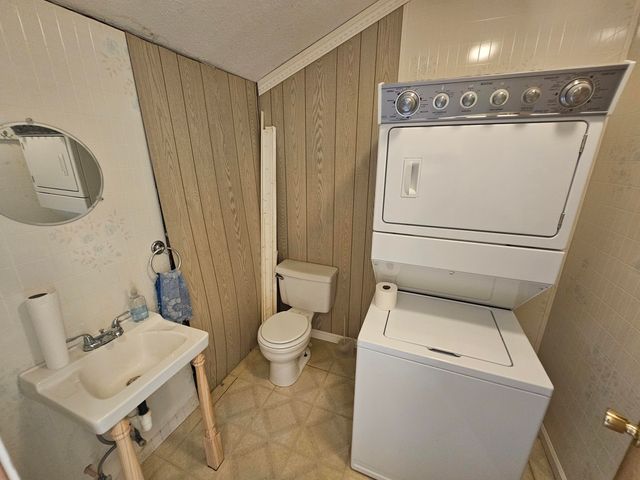 2439 S 13th Street, Niles, MI 49120