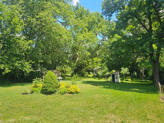 2439 S 13th Street, Niles, MI 49120