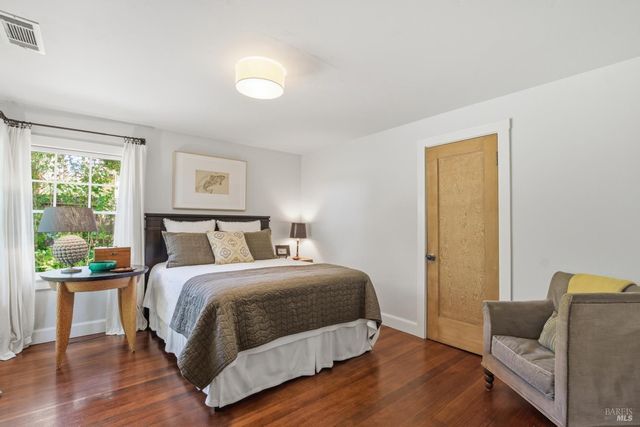 2072 Kirkland Ave, Napa, CA 94558