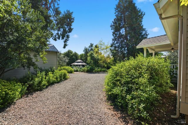 2072 Kirkland Ave, Napa, CA 94558
