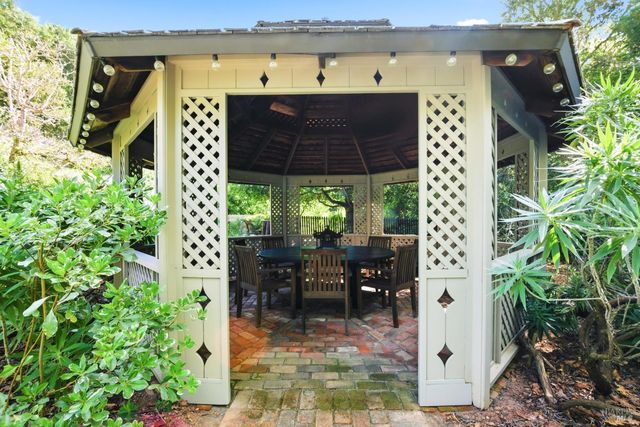 2072 Kirkland Ave, Napa, CA 94558