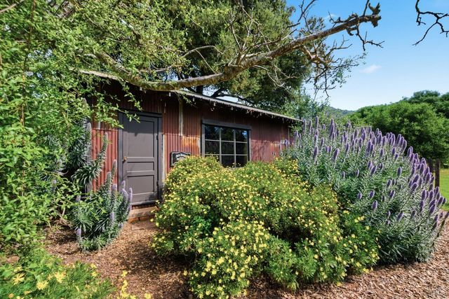 2072 Kirkland Ave, Napa, CA 94558