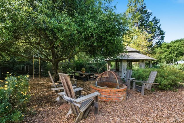 2072 Kirkland Ave, Napa, CA 94558