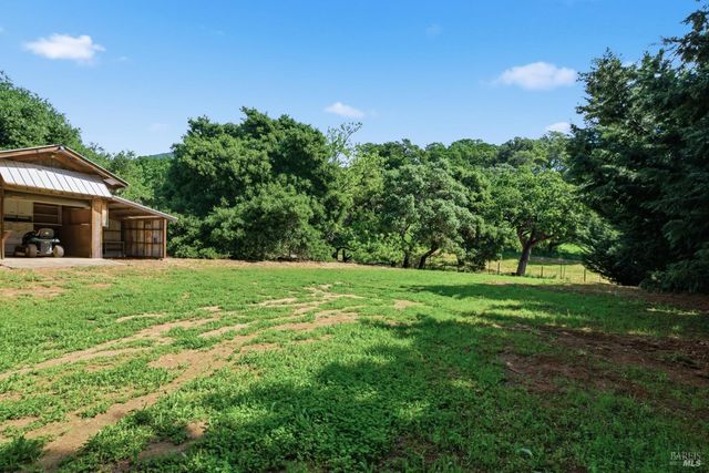 2072 Kirkland Ave, Napa, CA 94558