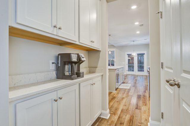 470 Coopers Hawk Drive, Summerville, SC 29483