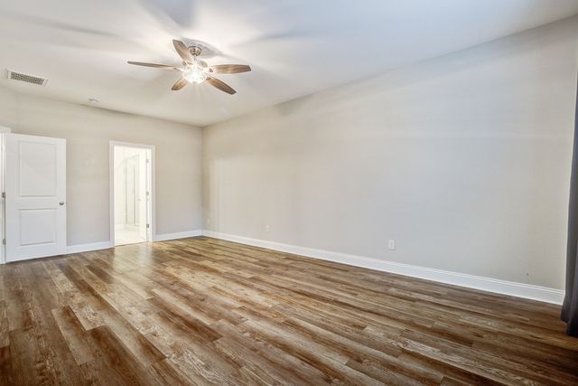 470 Coopers Hawk Drive, Summerville, SC 29483