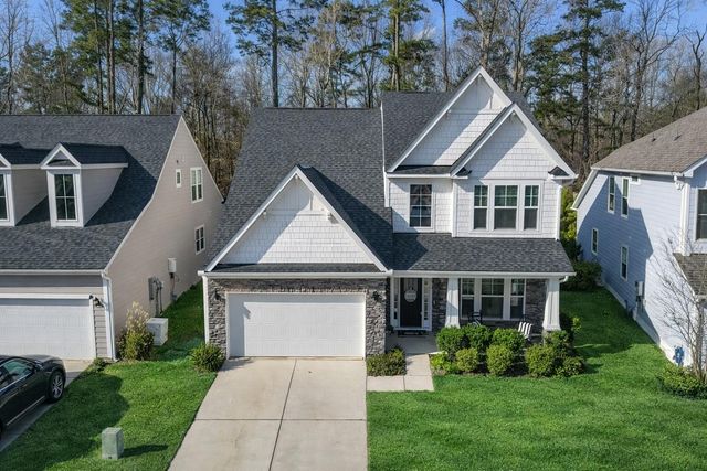 470 Coopers Hawk Drive, Summerville, SC 29483