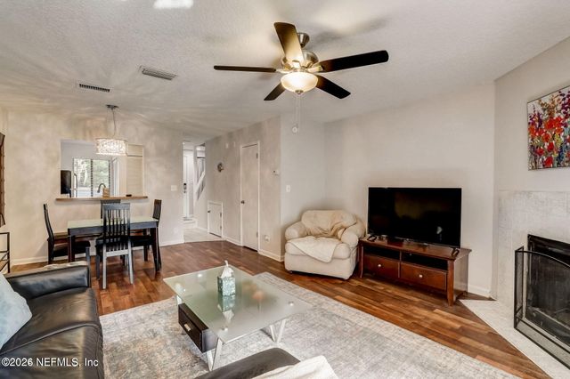 7701 BAYMEADOWS Circle W 1078, Jacksonville, FL 32256