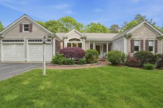 51 Falling Leaf Lane, Osterville, MA 02655