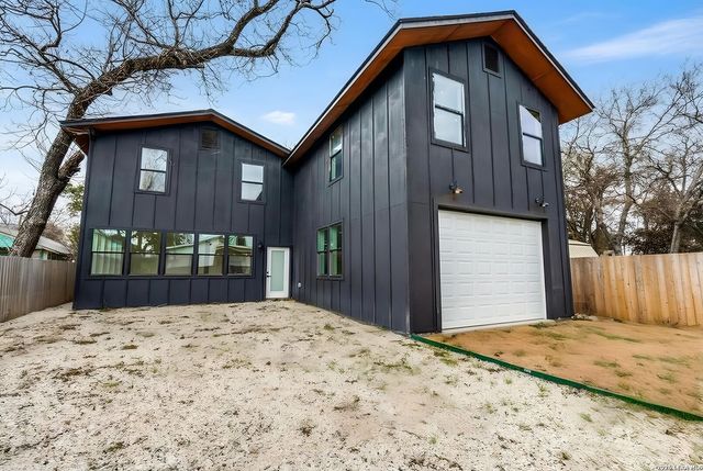 323 E Lambert, San Antonio, TX 78204