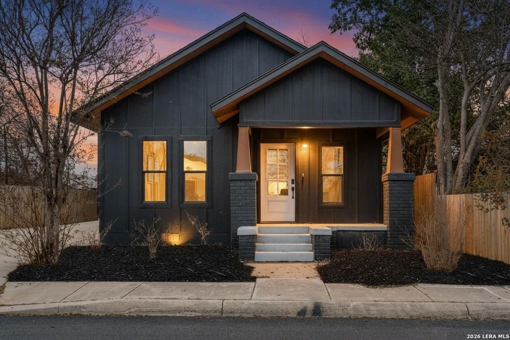 323 E Lambert, San Antonio, TX 78204