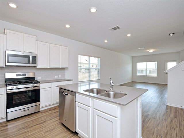 6520 Strelitzia CV, Round Rock, TX 78665
