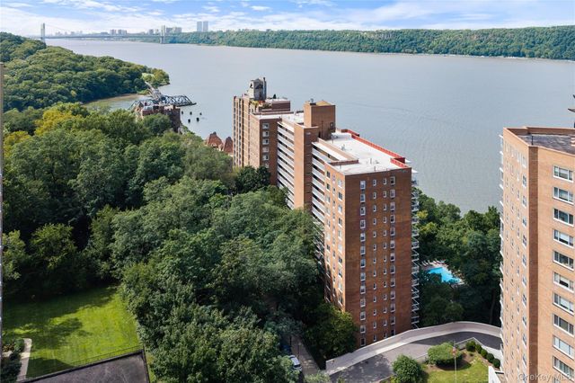 2575 Palisade Avenue 3J, Bronx, NY 10463
