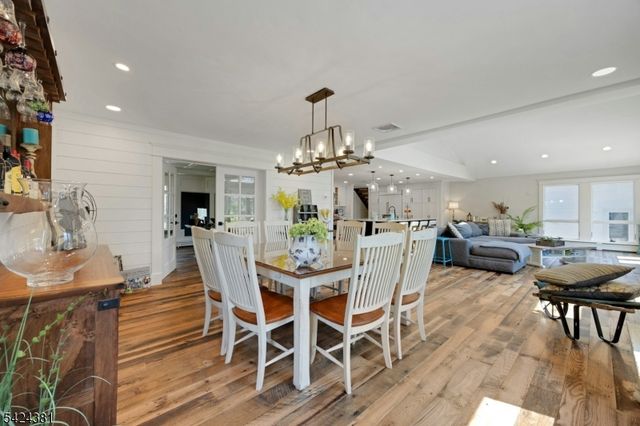 27 Omaha Rd, Wayne Twp., NJ 07470