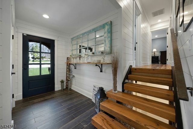 27 Omaha Rd, Wayne Twp., NJ 07470