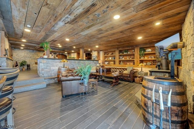 27 Omaha Rd, Wayne Twp., NJ 07470