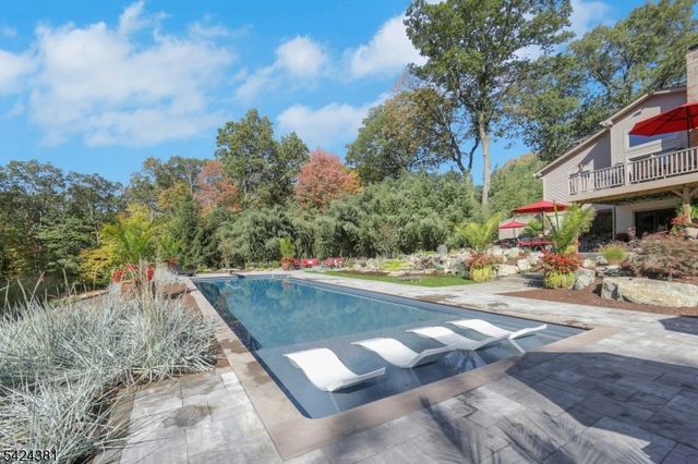 27 Omaha Rd, Wayne Twp., NJ 07470