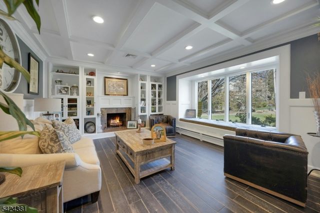 27 Omaha Rd, Wayne Twp., NJ 07470