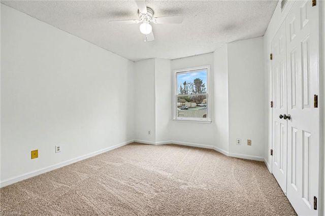 3701 Cotswold Terrace 5E, Greensboro, NC 27410