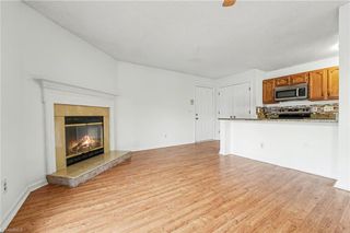 3701 Cotswold Terrace 5E, Greensboro, NC 27410