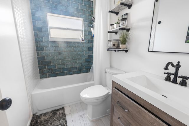 1127 NW 9th Street, Boynton Beach, FL 33426