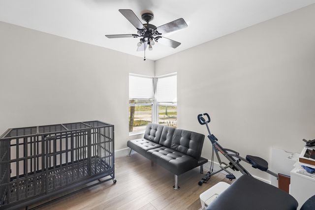 1127 NW 9th Street, Boynton Beach, FL 33426