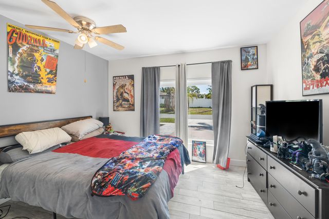 1127 NW 9th Street, Boynton Beach, FL 33426