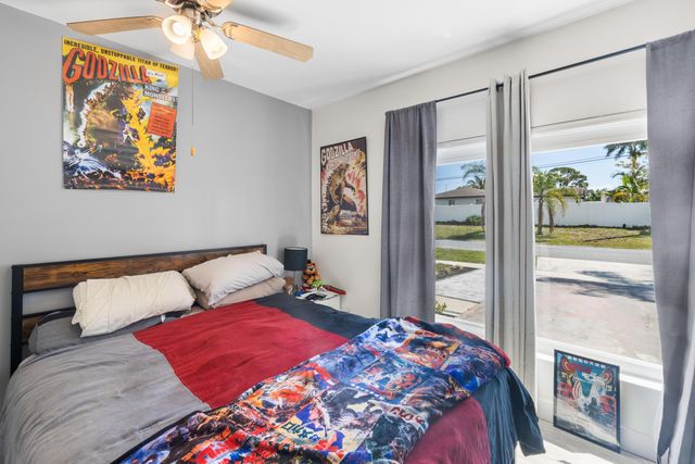 1127 NW 9th Street, Boynton Beach, FL 33426