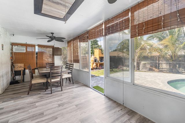 1127 NW 9th Street, Boynton Beach, FL 33426