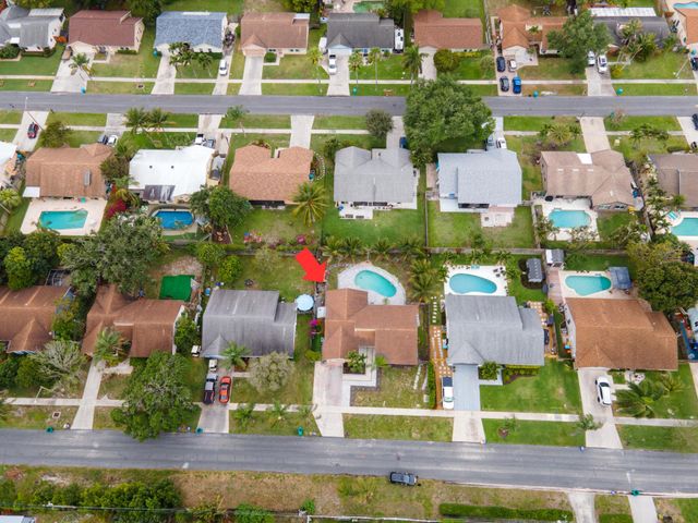 1127 NW 9th Street, Boynton Beach, FL 33426